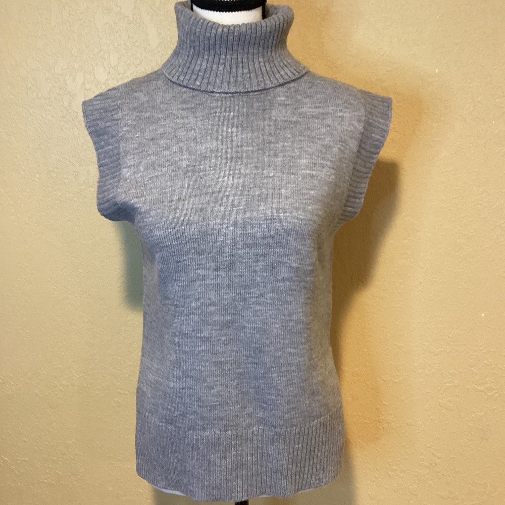 WAYF Ariana Turtleneck Vest in Heather‎ Grey, Women's Size XS, Gray Sweater Vest